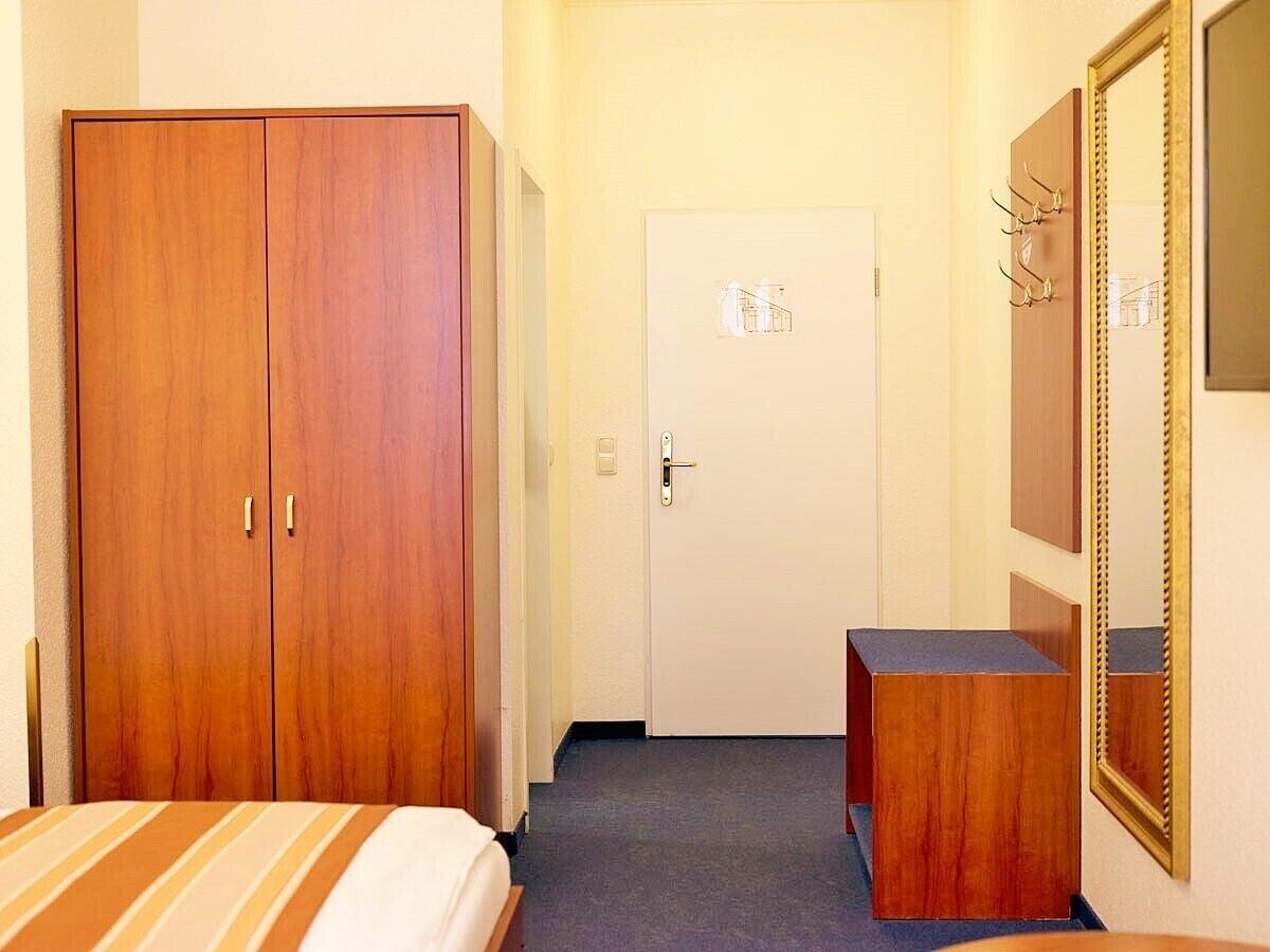 Cabo Nonsmoking-Hotel 함브루크 외부 사진