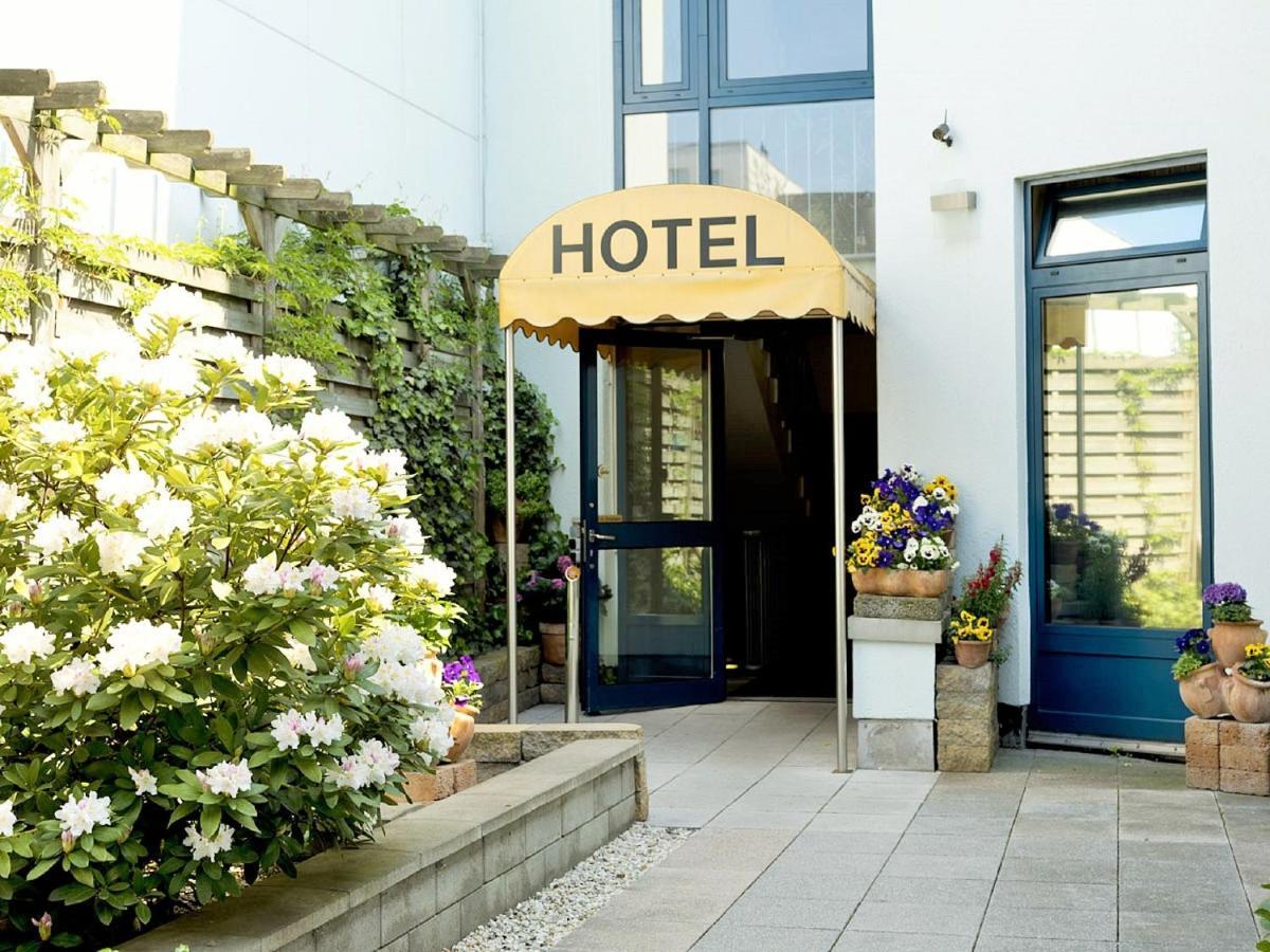 Cabo Nonsmoking-Hotel 함브루크 외부 사진